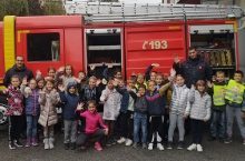 Другаци у посети ватрогасној јединици